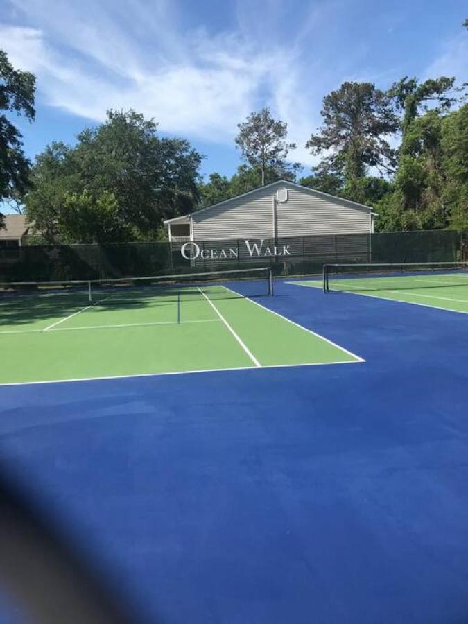 W2 Ocean Walk Resort Upstairs 2 Bed King And Two Twins Next To Back Pool St. Simons Island Buitenkant foto